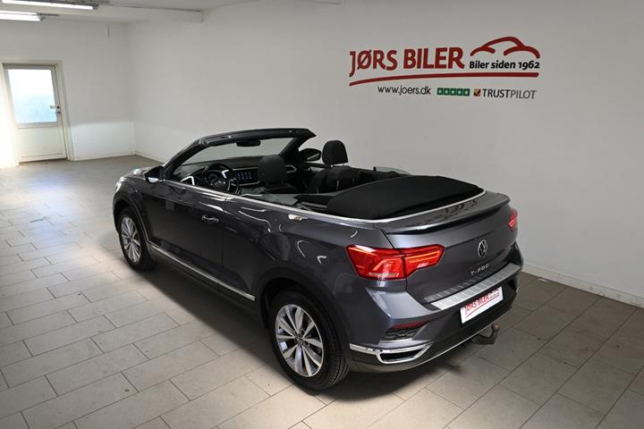 Grå VW T-Roc fra 2021