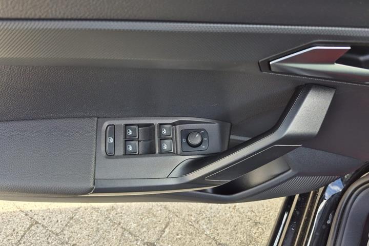 Sort Seat Ibiza fra 2024