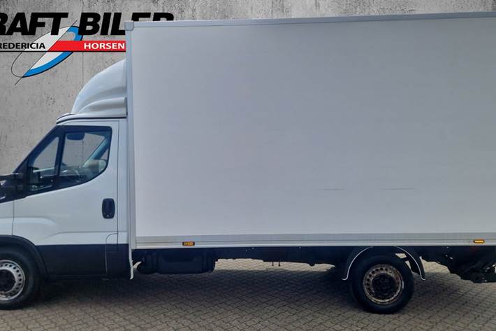 Hvid Iveco Daily fra 2022