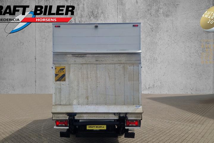 Hvid Iveco Daily fra 2022