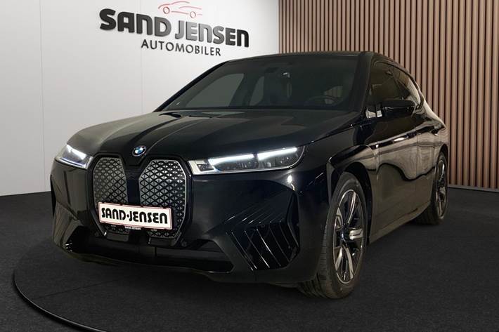 Sort BMW iX fra 2025