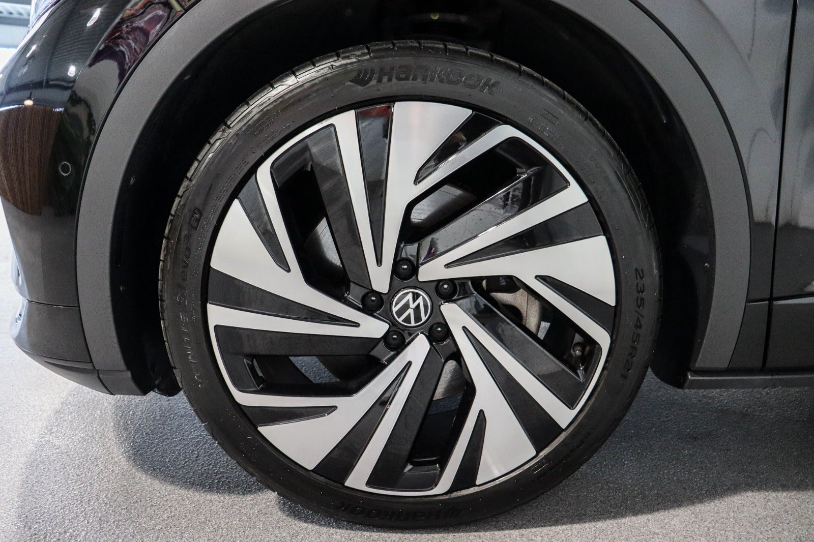 Sort VW ID.4 fra 2023
