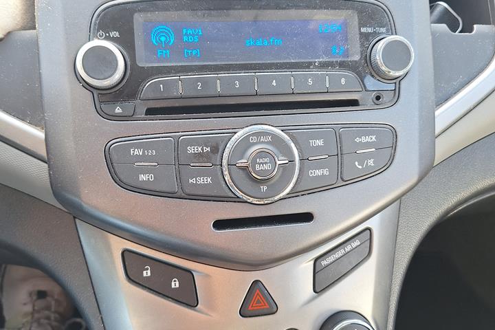 Hvid Chevrolet Aveo fra 2013