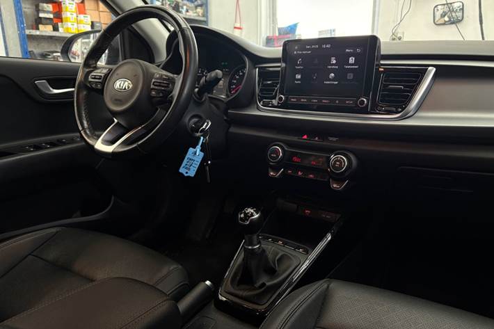 Grøn Kia Rio fra 2021