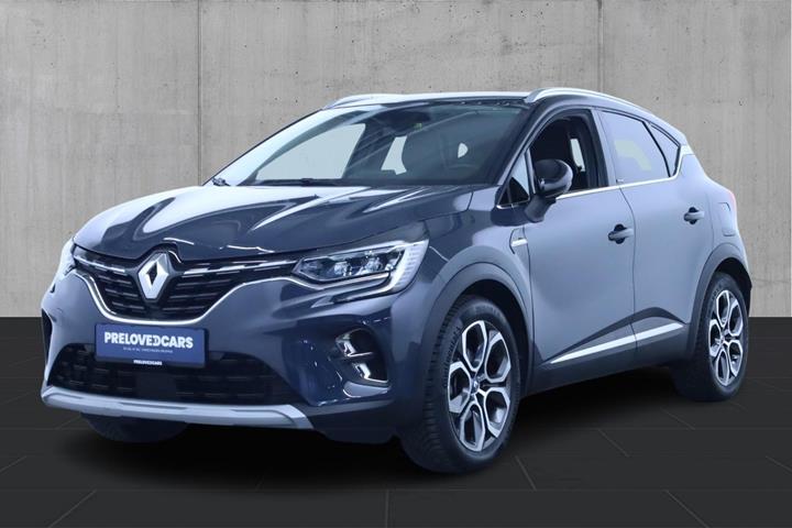 Blå Renault Captur fra 2021 set udefra