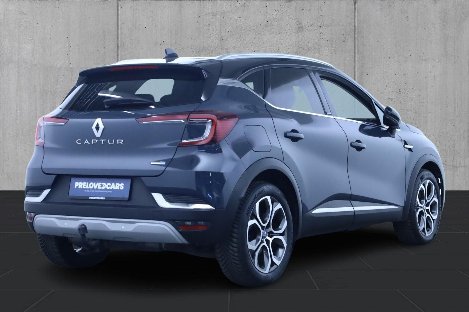 Blå Renault Captur fra 2021