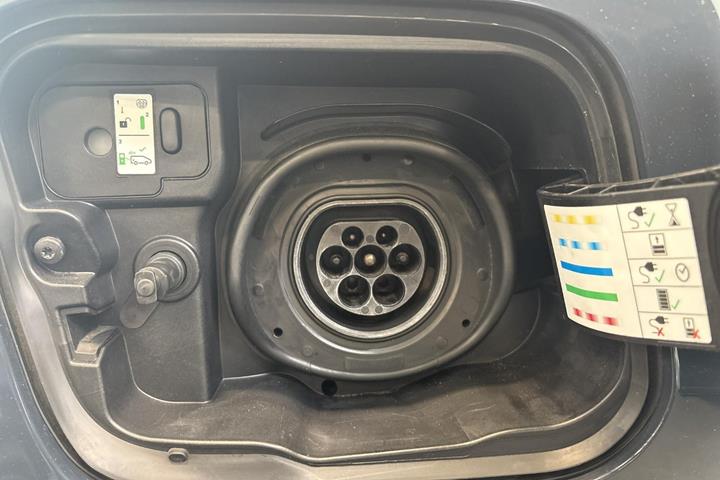 Blå Renault Captur fra 2021