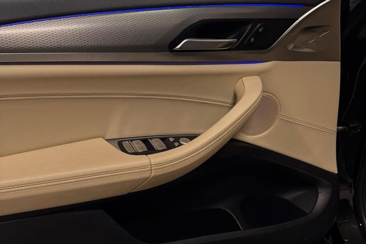 Sort BMW X3 fra 2019