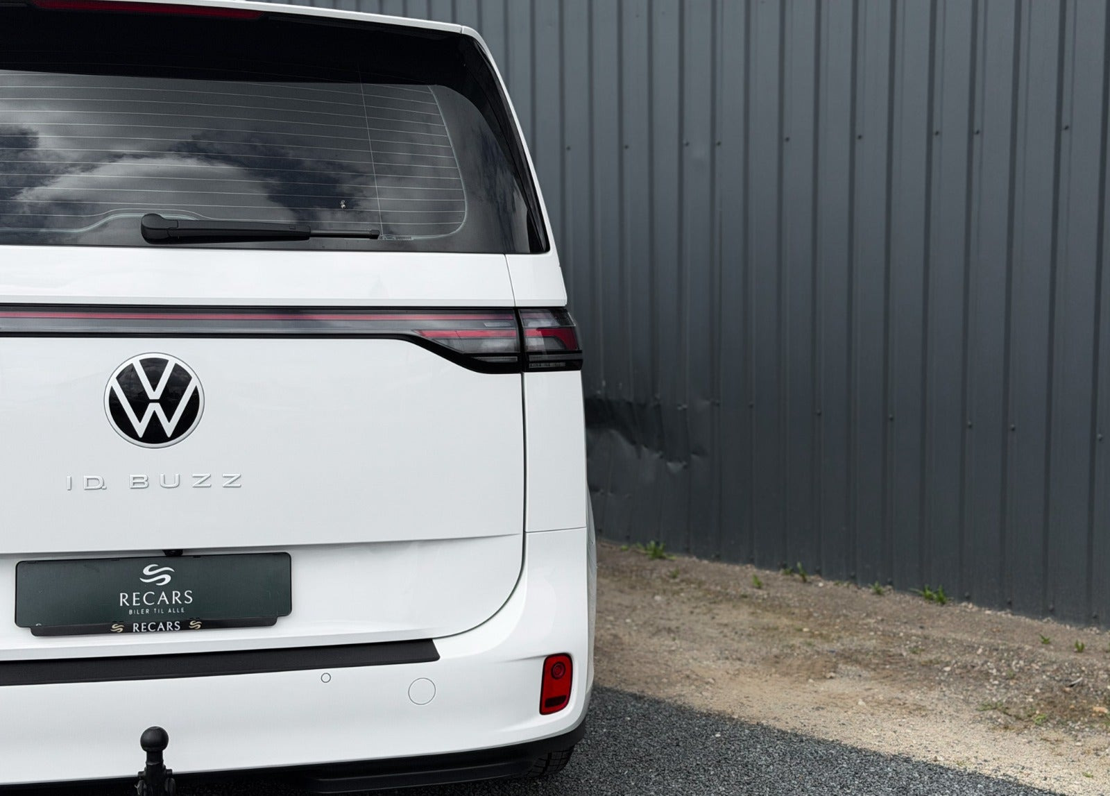 Hvid VW ID.Buzz fra 2023