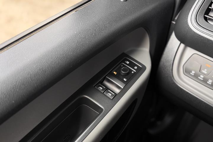 Hvid VW ID.Buzz fra 2023