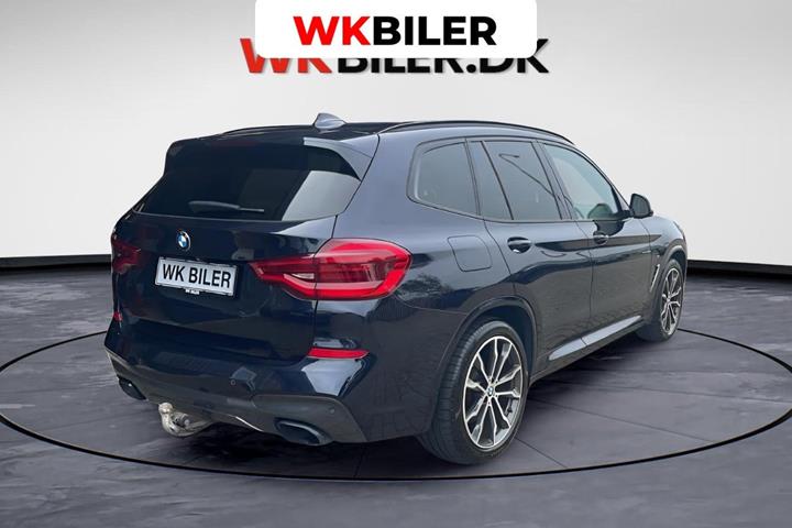Sort BMW X3 fra 2017