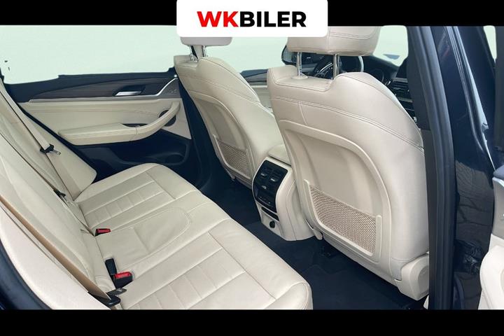 Sort BMW X3 fra 2017