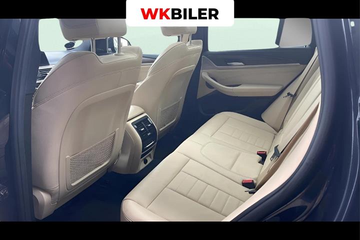 Sort BMW X3 fra 2017