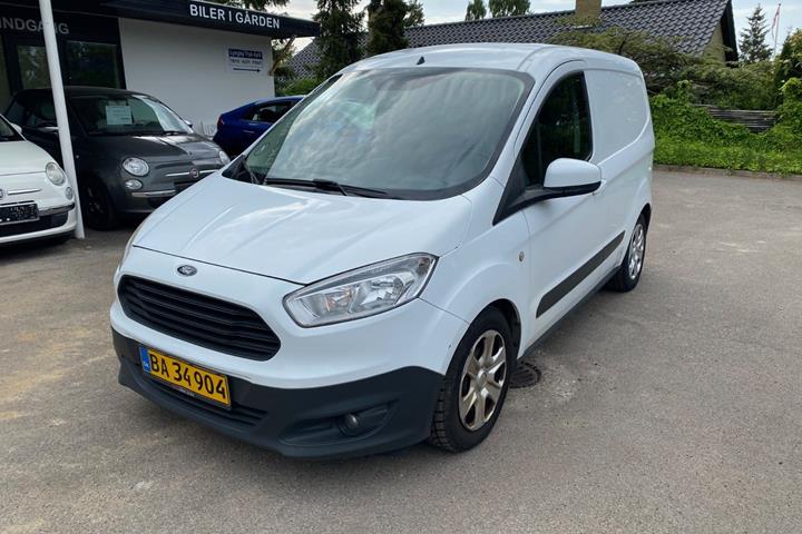 Hvid Ford Transit Courier fra 2014