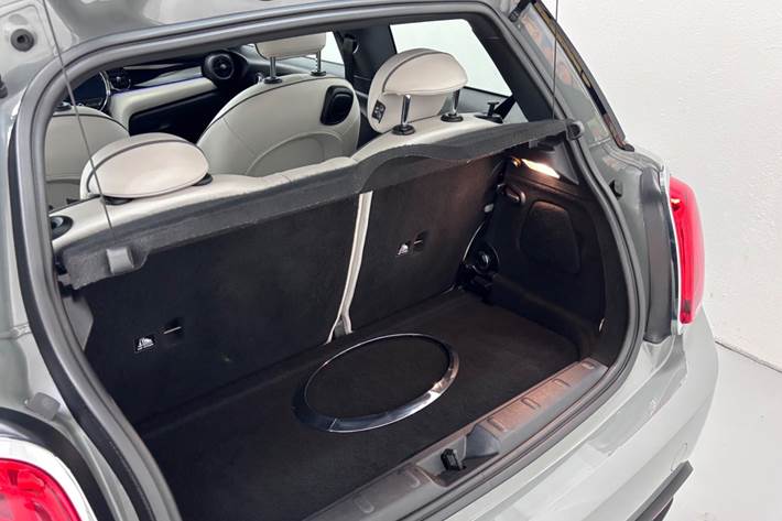 Grå Mini Cooper SE fra 2022