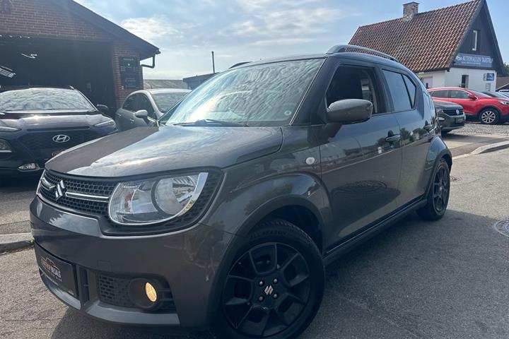 Sort Suzuki Ignis fra 2017 set udefra