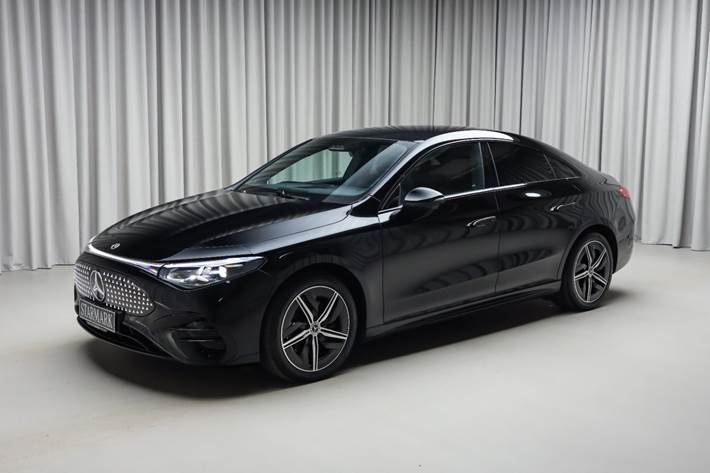 Sort Mercedes CLA250+ fra 2025