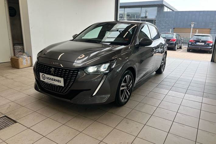 Grå Peugeot 208 fra 2020