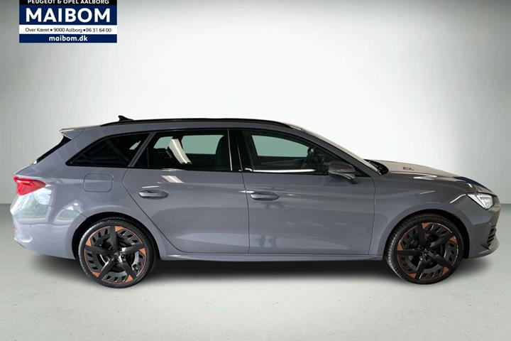 Grå Cupra Leon fra 2020