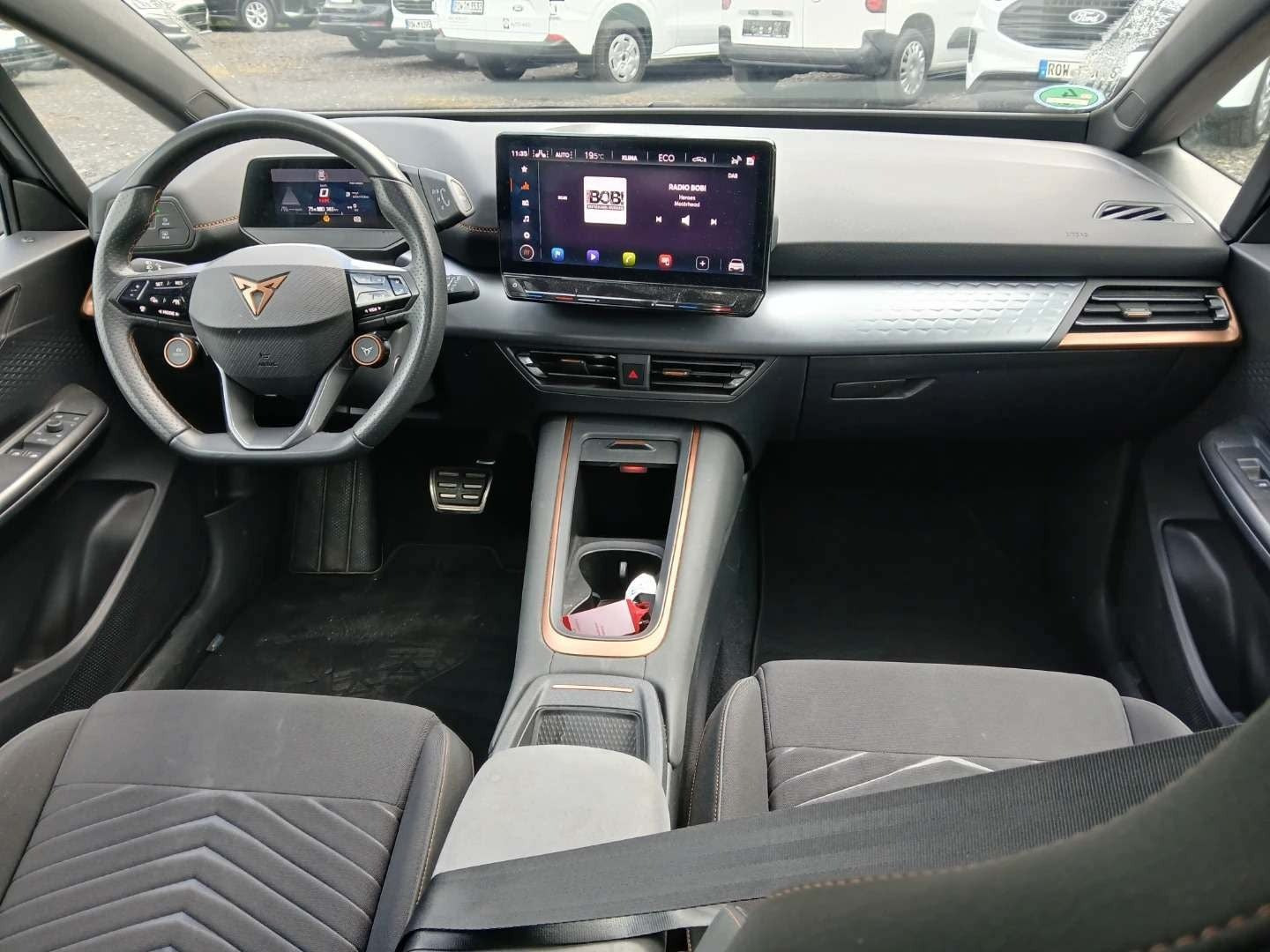 Grå Cupra Born fra 2023