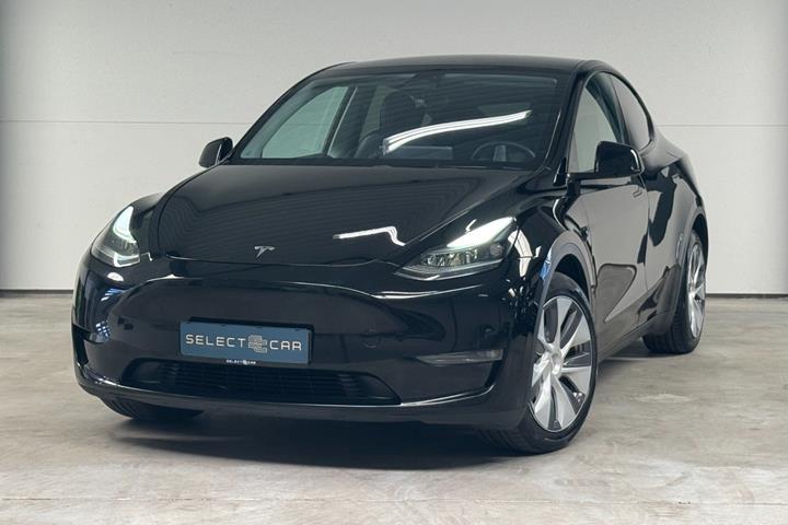 Sort Tesla Model Y fra 2024