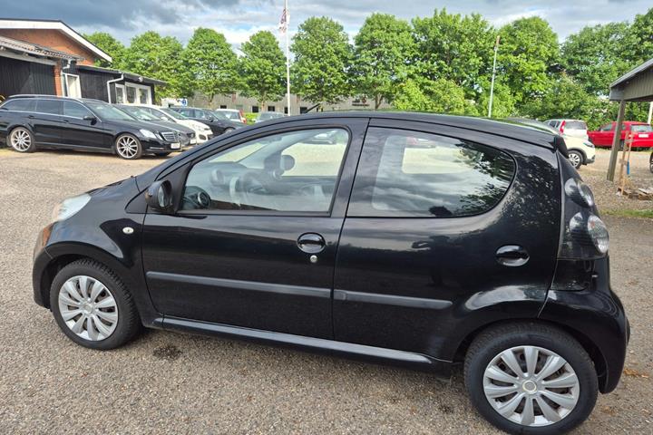 Grøn Citroën C1 fra 2010