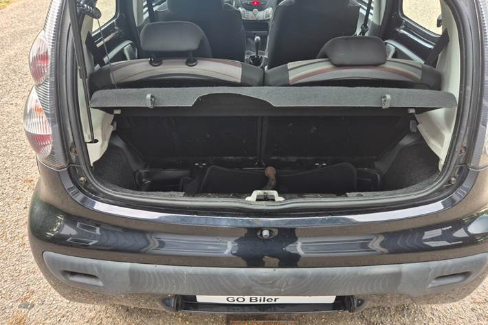 Grøn Citroën C1 fra 2010