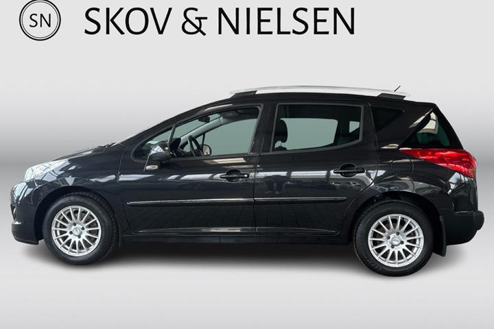 Sort Peugeot 207 fra 2010