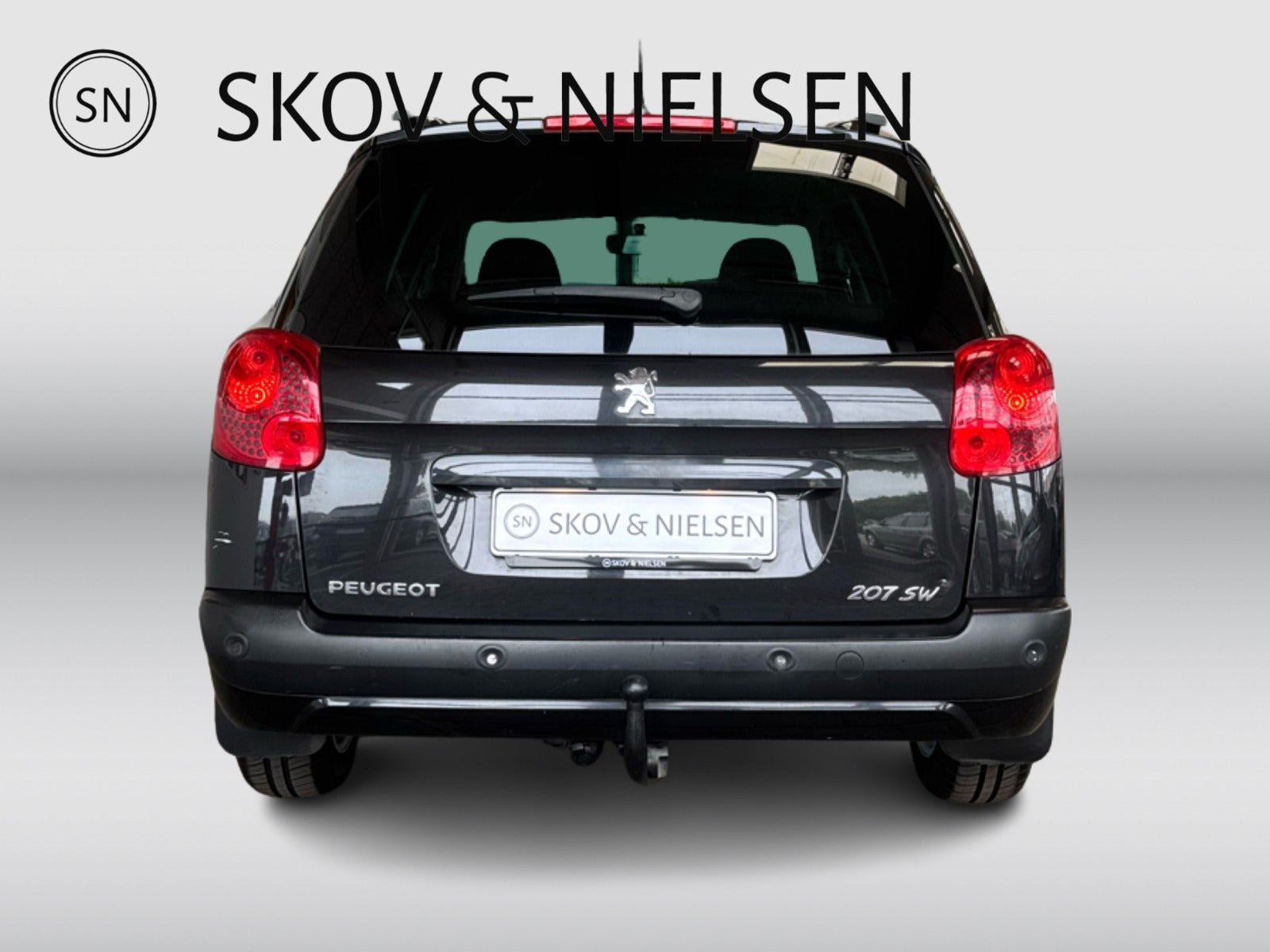 Sort Peugeot 207 fra 2010