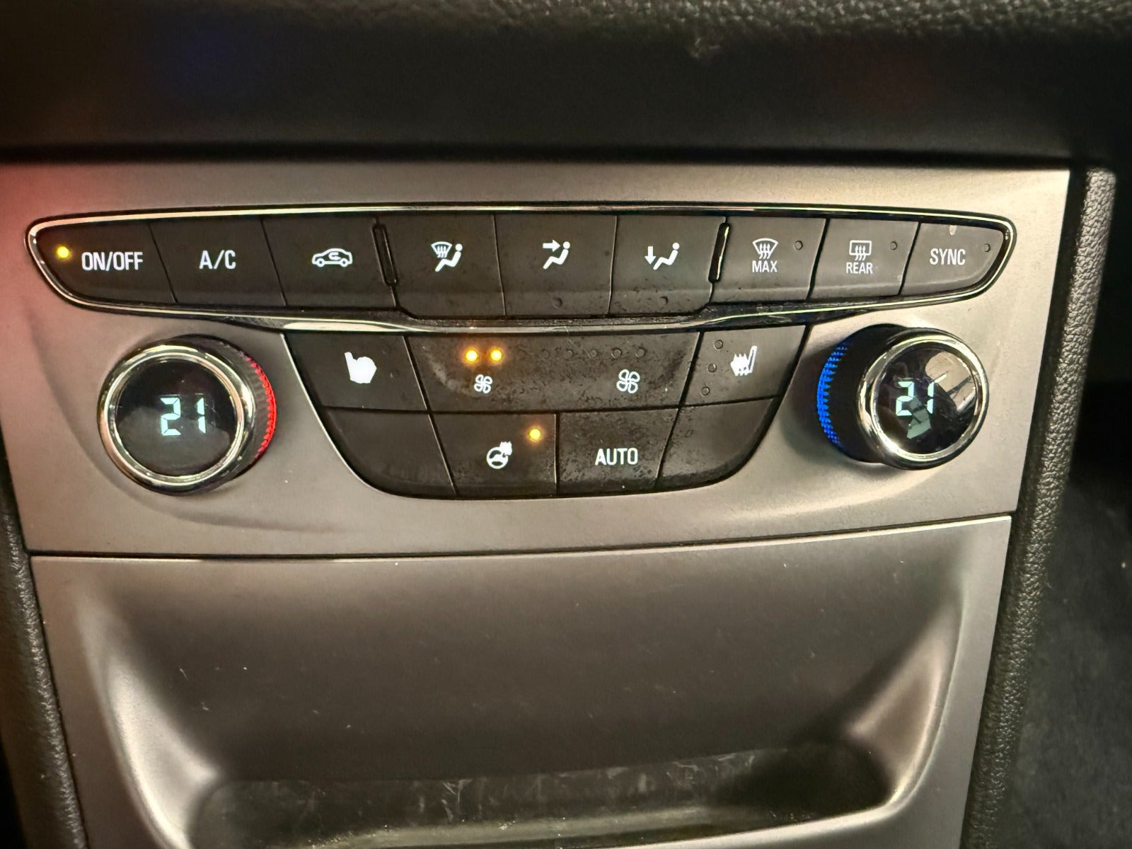 Sort Opel Astra fra 2017