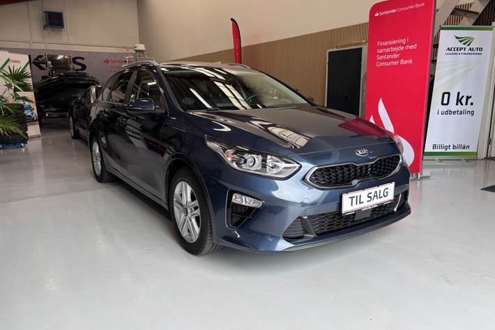 Blå Kia Ceed fra 2019