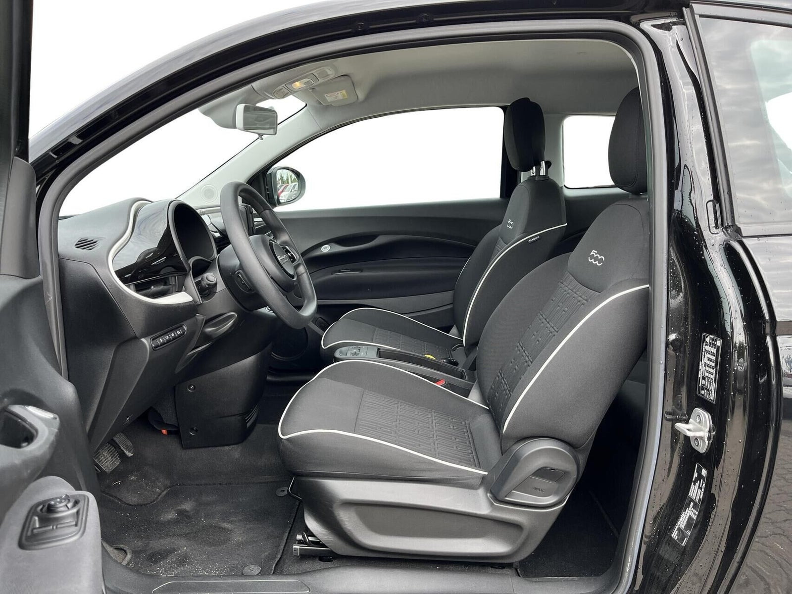 Sort Fiat 500e fra 2022