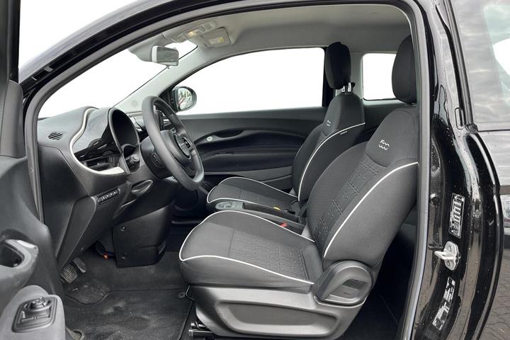 Sort Fiat 500e fra 2022