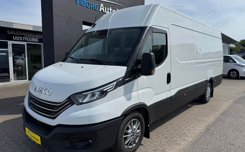 Iveco Daily 3,0 35S18 16m³ Van AG8