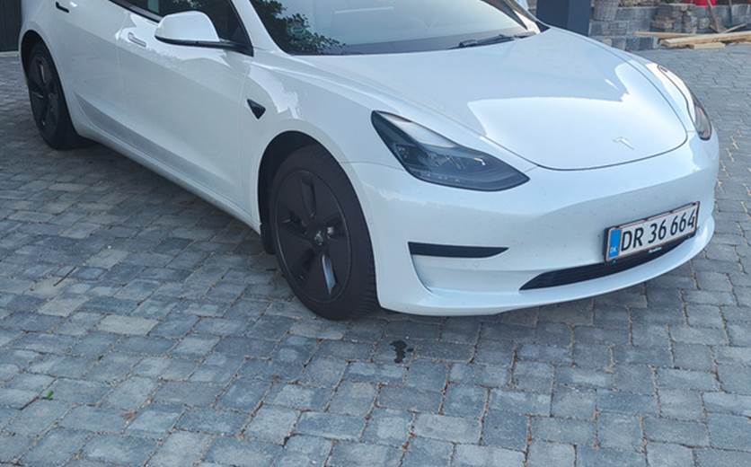 Tesla Model 3 Standard Range+ RWD