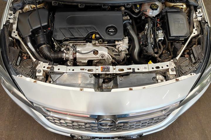 undefined Opel Astra fra 2019