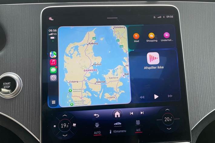 Blå Mercedes EQE350 SUV fra 2025