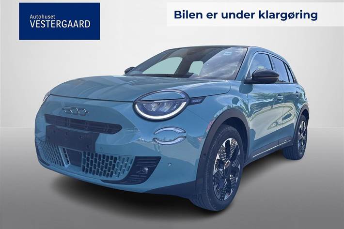 Beige Fiat 600e fra 2025