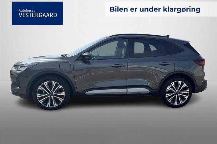 Grå Ford Kuga fra 2025