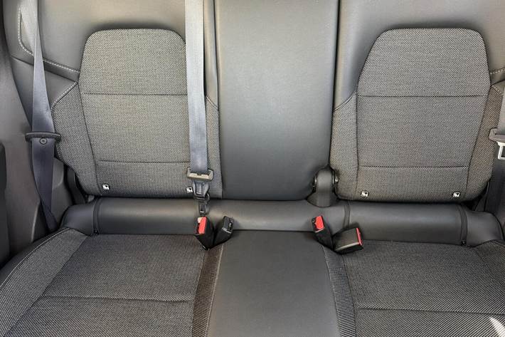 Grå Renault Captur fra 2021