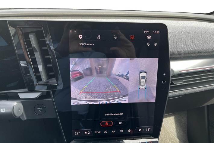 Hvid Renault Megane E-Tech fra 2022
