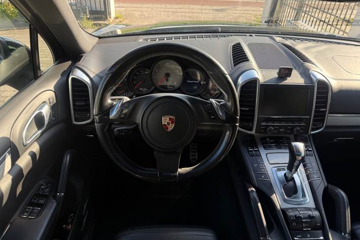 undefined Porsche Cayenne S fra 2010