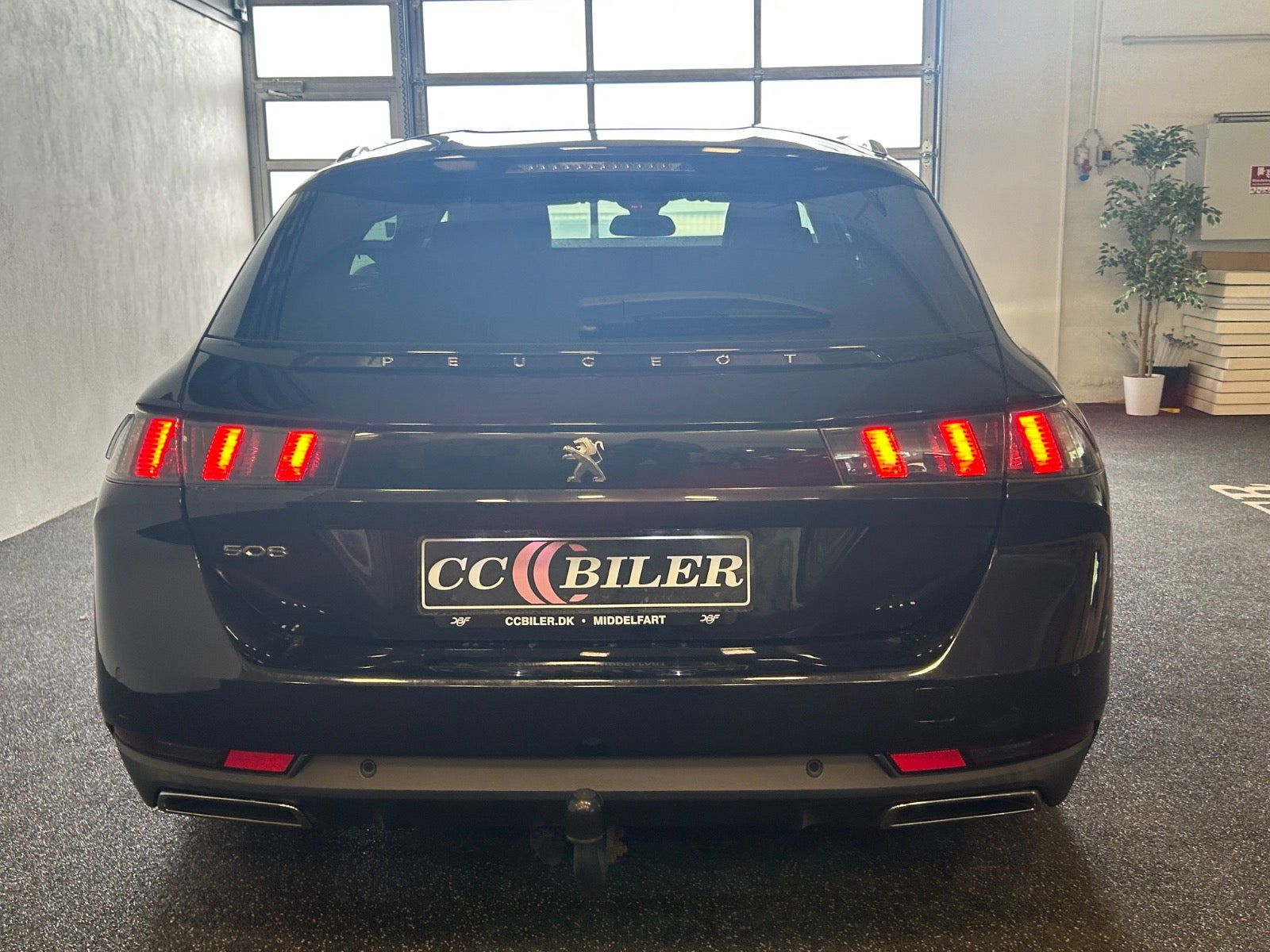 Sort Peugeot 508 fra 2020