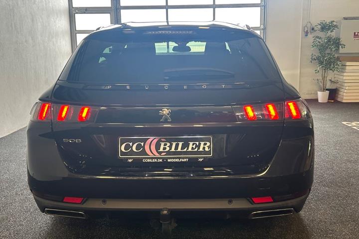 Sort Peugeot 508 fra 2020