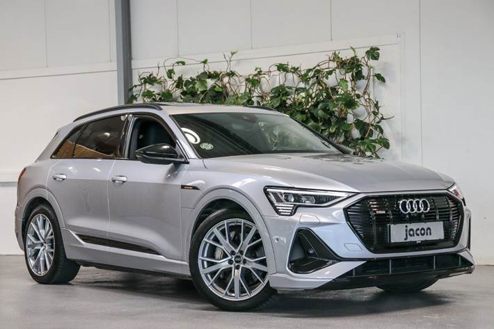 Grøn Audi e-tron fra 2020
