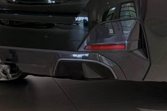 Grøn BMW i4 fra 2024