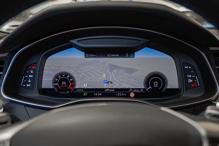 Grå Audi RS6 fra 2020
