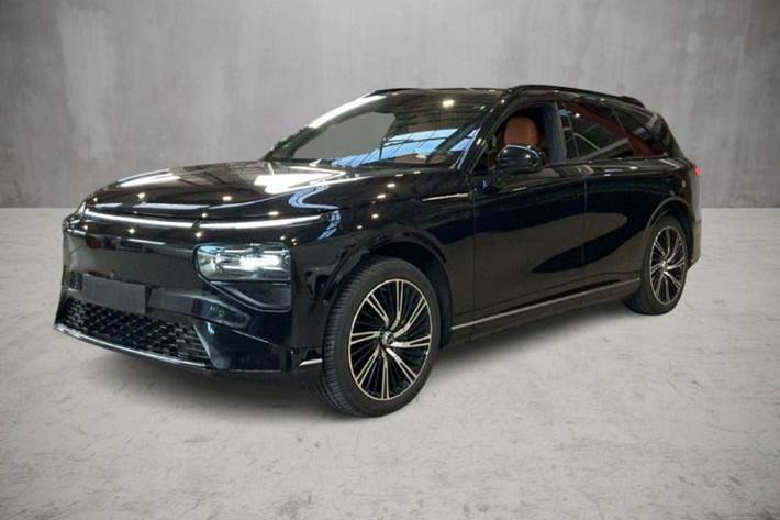 Sort Xpeng G9 fra 2023