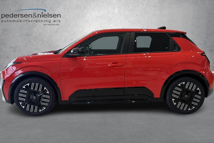 Rød Nissan Micra fra 2026