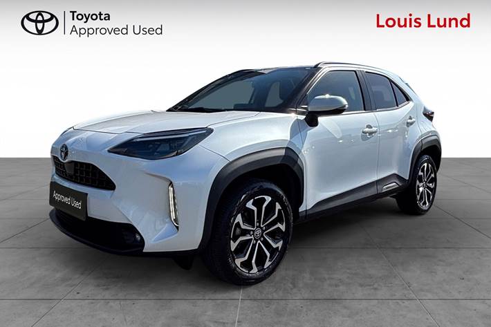 Hvid Toyota Yaris Cross fra 2023